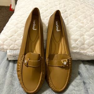 Sorliva NWOT faux leather loafers